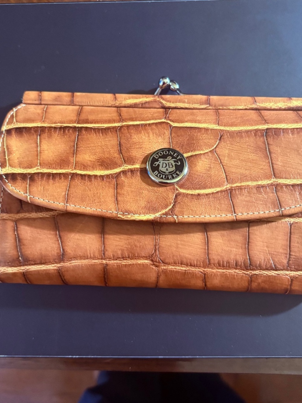 NEW!! Dooney & Bourke Leather Crocs Credit Card Wallet